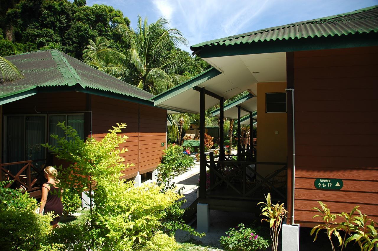 Tuna Bay Island Resort Kampong Pasir Hantu Exterior foto